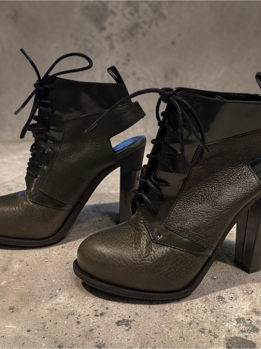 Alexander Wang Dakota Lace Up Pebbled Leather Platform Booties US 7.5